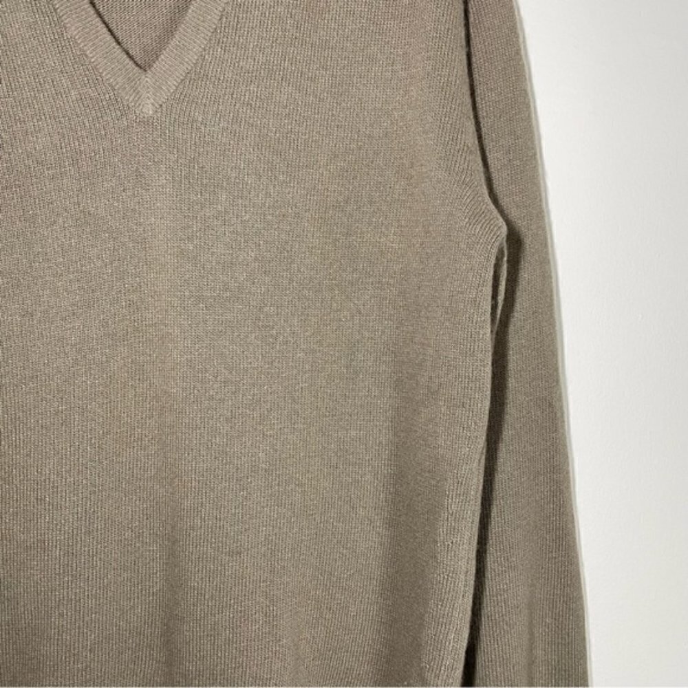Lanvin Studio Cashmere Knit Sweater size 42 - Picture 3 of 6